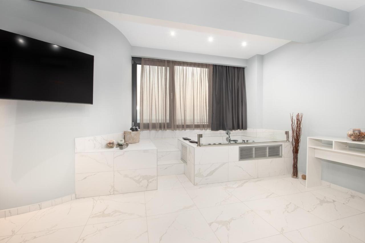 Sea & City Luxury Suite Салоники Экстерьер фото