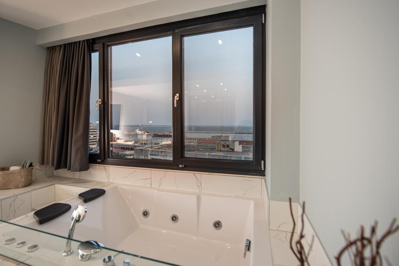 Sea & City Luxury Suite Салоники Экстерьер фото